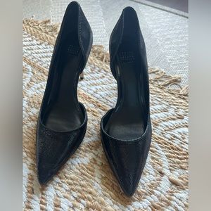 White House Black Market - Black pumps size 7.5